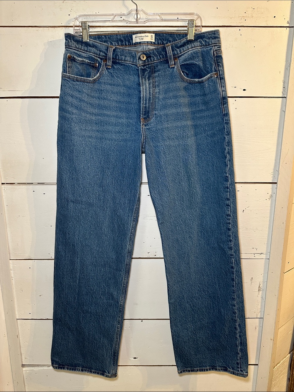 Abercrombie & Fitch The Baggy Low Rise Jeans 30